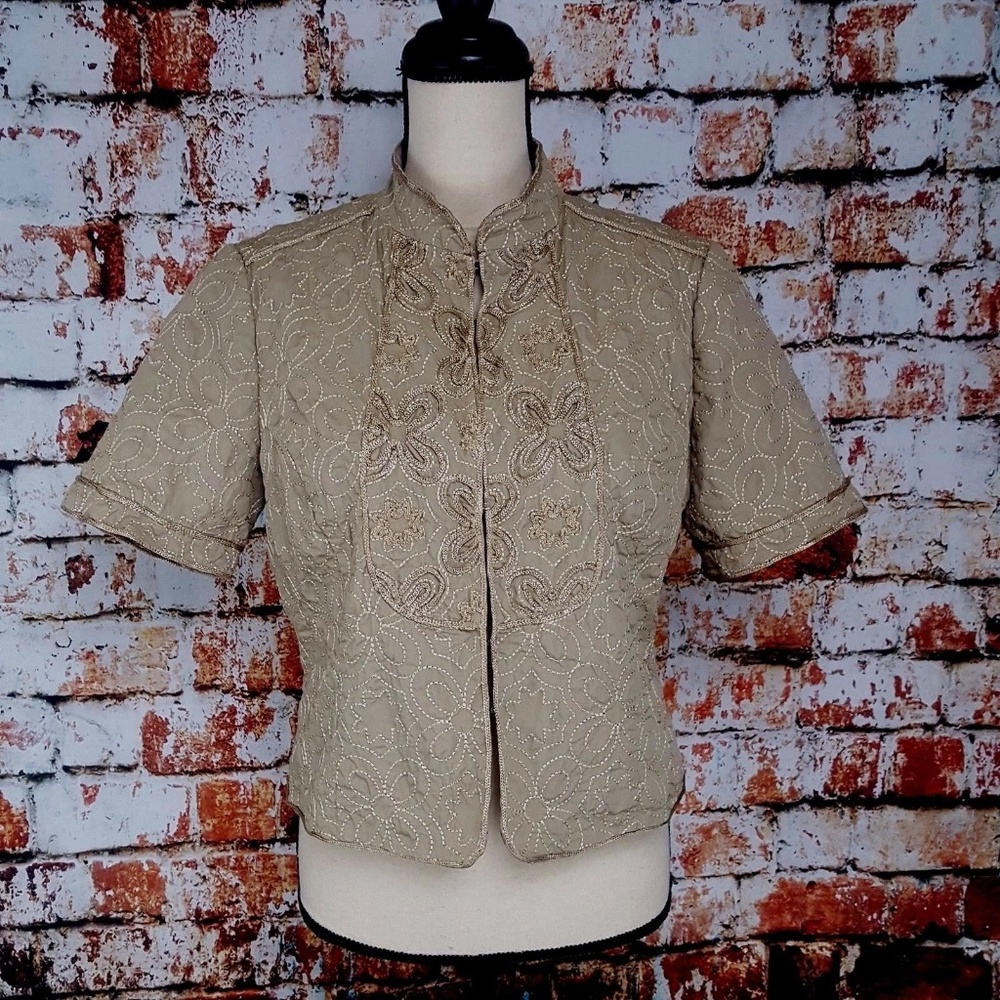 Monterey Bay Clothing Co. Embroidered Short Blazer